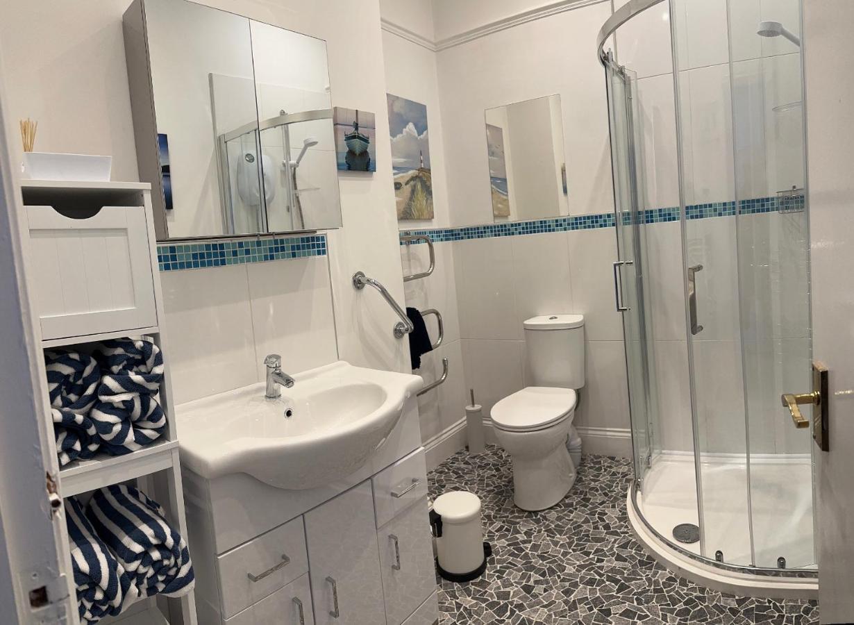 Self Contained Garden Flat Newly Refurbished Apartment Bridlington Bagian luar foto